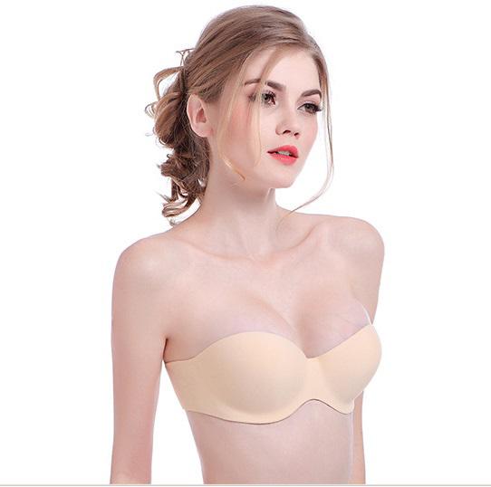 Cứu nguy bản thân khỏi những pha lộ hàng nhờ áo lót amp;#34;chuyên trịamp;#34; đồ hở! - 4
