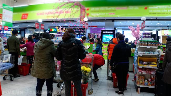 Cập nhật giá cả thị trường: các mặt hàng tăng nhẹ, bà nội trợ vẫn hồ hởi sắm Tết - 5