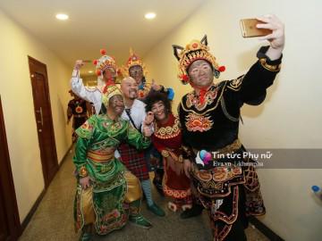 Buổi ghi hình đầu tiên Táo Quân 2018: 'Đột nhập' hậu trường vui nhộn, ngắm trang phục các nghệ sĩ