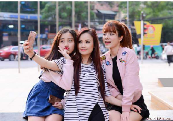 Diễn viên Hoàng Yến truân chuyên: 40 tuổi, 4 đời chồng và 3 đứa con - 1