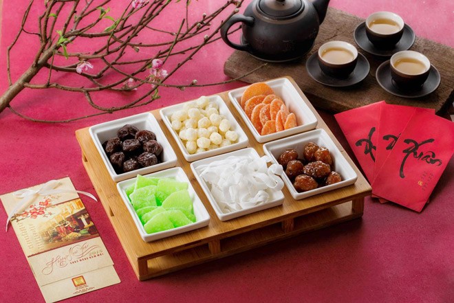 Mách khéo cách chọn mua mứt kẹo và bày trí ngày Tết