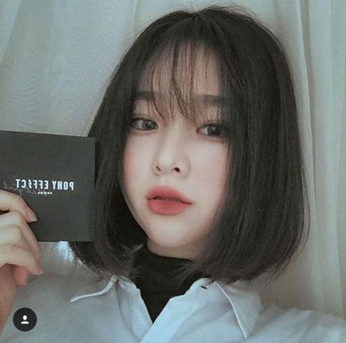 Các nàng có biết: Tóc ngắn mái thưa đang là xu hướng amp;#34;gây bãoamp;#34; của năm 2018? - 6
