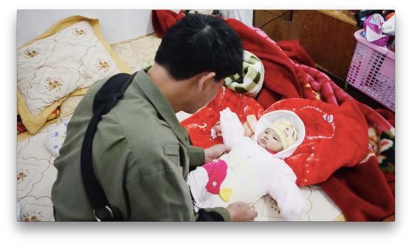 Cái Tết amp;#34;toamp;#34; nhất của cặp vợ chồng Nam Định tìm kiếm suốt 21 năm mới có được mụn con - 11