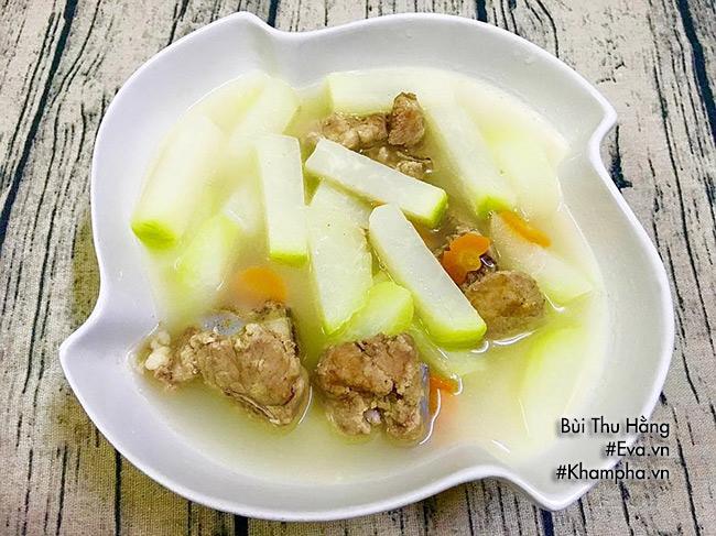 Gà om nấm, canh su hào hầm xương nóng hổi cơm chiều - 6