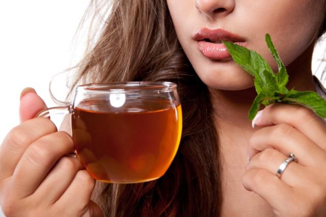 Uống trà nóng mỗi ngày – nguy cơ mắc ung thư thực quản cao gấp 5 lần - 2