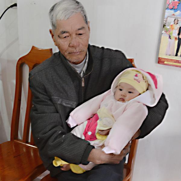 Cái Tết amp;#34;toamp;#34; nhất của cặp vợ chồng Nam Định tìm kiếm suốt 21 năm mới có được mụn con - 12