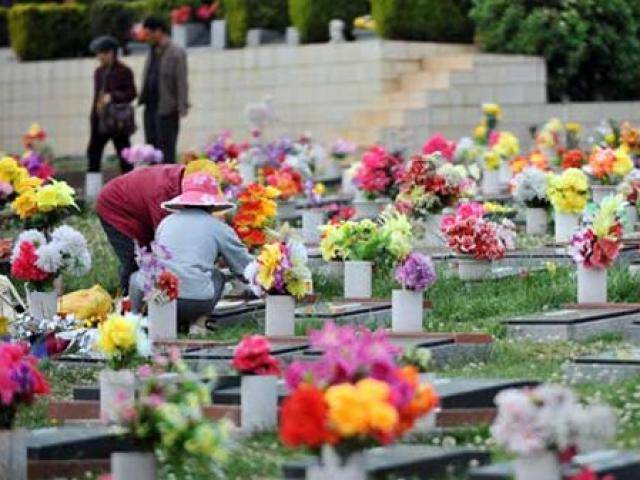 Đi tảo mộ cuối năm cần làm những gì?