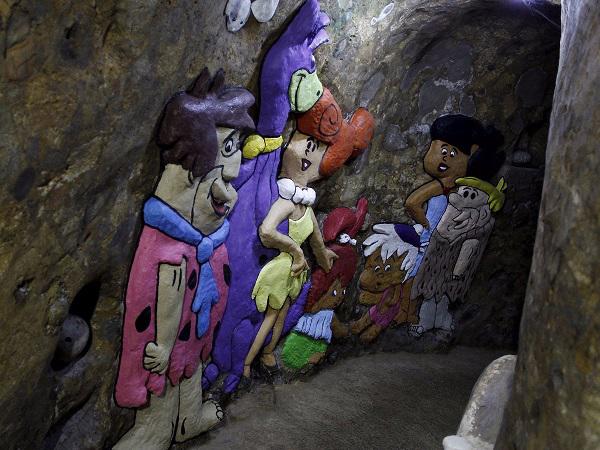 nguoi dan ong danh 12 nam “hi hui” dao ham gan 200m² xay nha va thanh qua khong ai ngo - 5