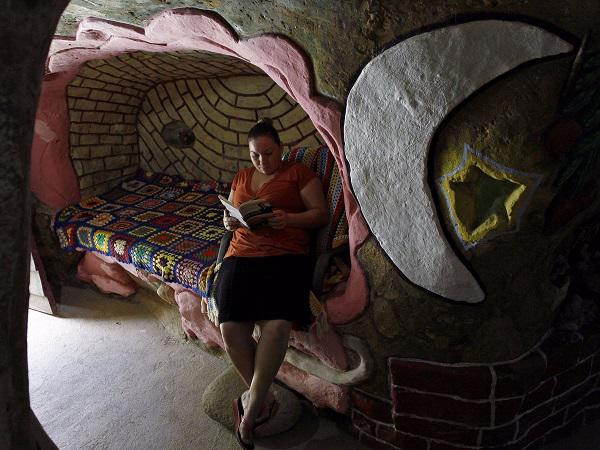 nguoi dan ong danh 12 nam “hi hui” dao ham gan 200m² xay nha va thanh qua khong ai ngo - 12