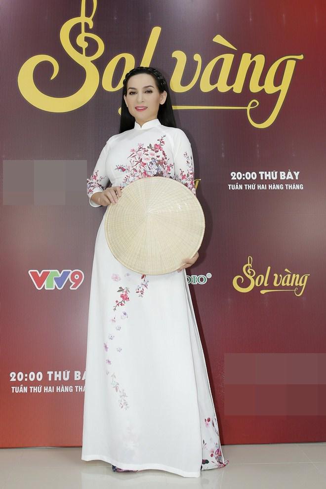 Phi Nhung trăn trở khi phải nuôi 21 đứa con đang trong tuổi dậy thì - 5