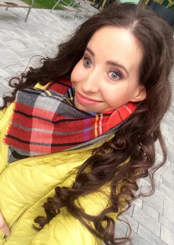 Sinh ra với nửa khuôn mặt amp;#34;kỳ dịamp;#34;, người phụ nữ sau 30 năm mới có thể nghe và nhai - 5