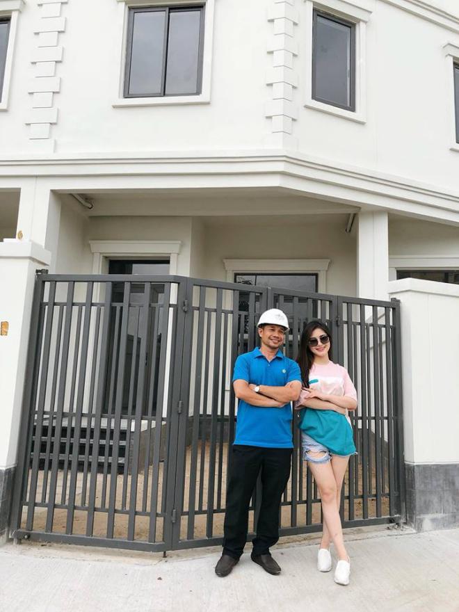 Hương Tràm mua nhà tiền tỷ sau 6 năm amp;#34;lặn lộiamp;#34; đi hát - 1