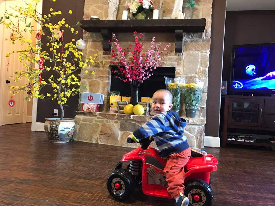 khong khi tet viet am cung ngap tran trong ngoi nha cua ca si hong ngoc tai my - 10