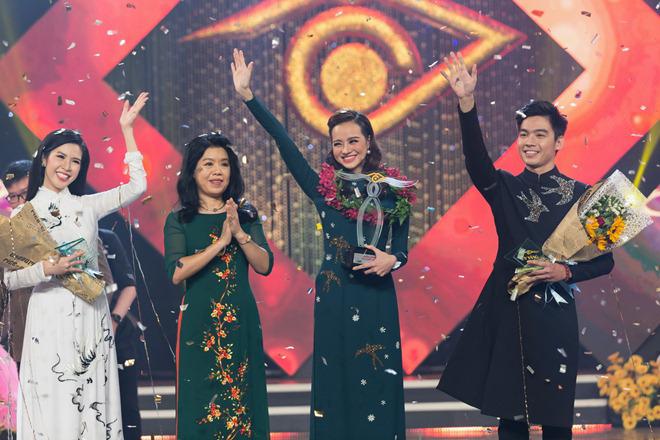 Được Hamp;#39;Hen Niê bất ngờ giúp, Kiều Ngân ghi danh Hoa hậu đầu tiên đăng quang Én Vàng - 13