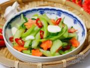 Bếp Eva - Ngồng cải muối xổi chua chua, giòn ngòn giải ngán ngày Tết