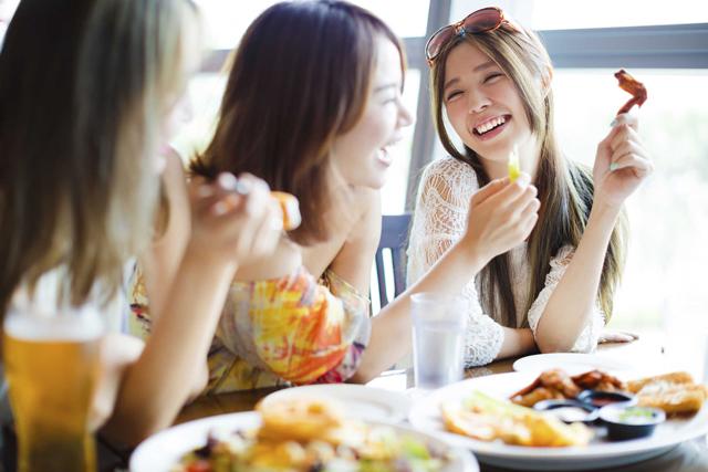 Ăn thế nào để thoải mái vui chơi mà không lo đầy bụng, khó tiêu vào dịp Tết? - 2