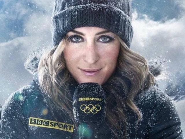 Nữ phóng viên á khẩu vì lớp trang điểm đóng băng khi đang tác nghiệp ngoài trời