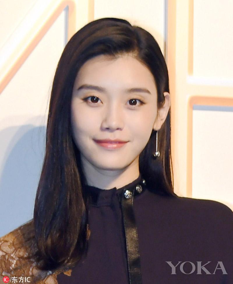 Thanh Mai trẻ ngỡ ngàng tuổi U50, Hamp;#39;Hen Niê kém phong độ vì trang điểm lỗi - 11