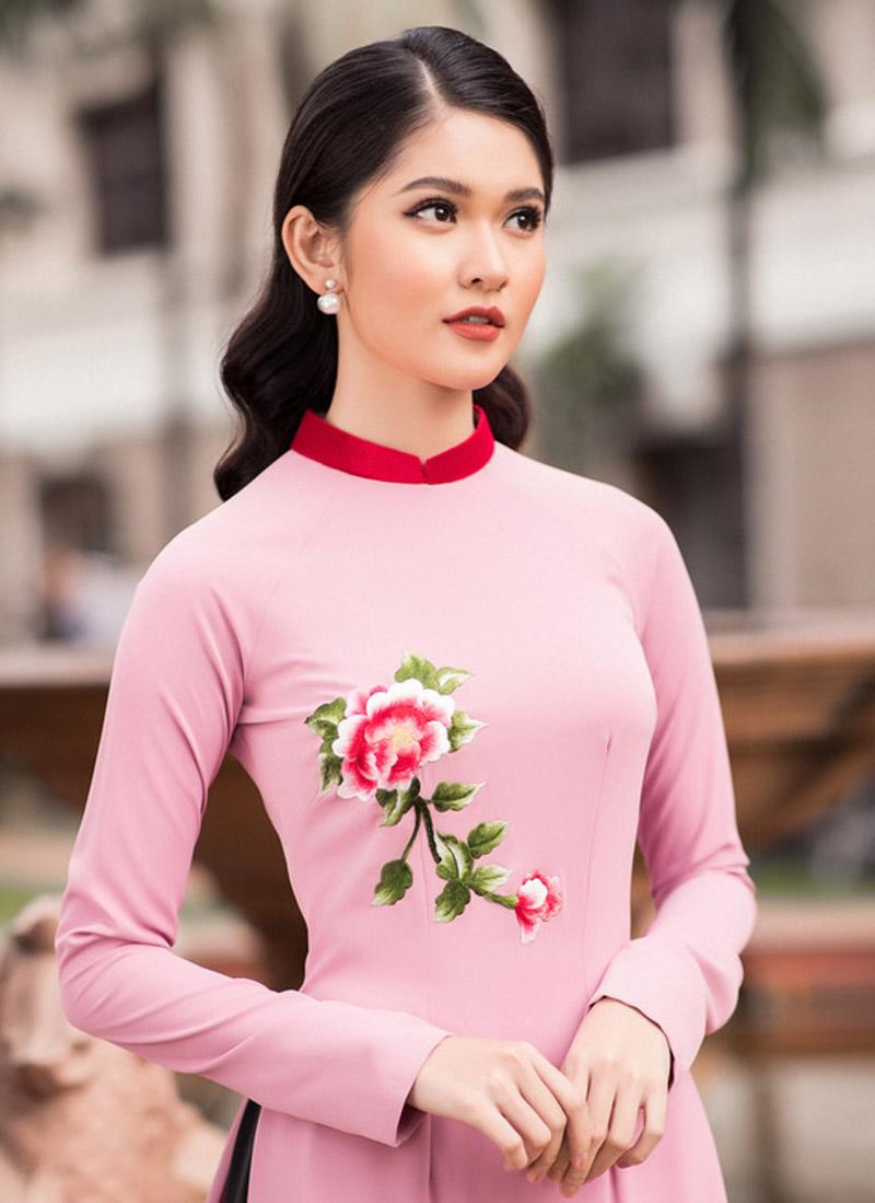 Thanh Mai trẻ ngỡ ngàng tuổi U50, Hamp;#39;Hen Niê kém phong độ vì trang điểm lỗi - 2