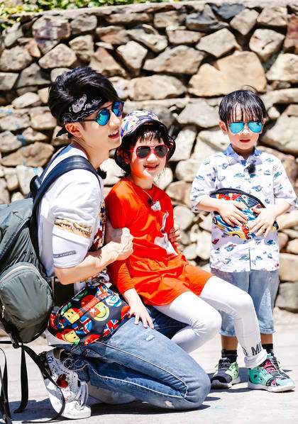 Bên nhau 22 năm, lần đầu tiên trong đời Ngô Tôn đăng ảnh cận mặt bà xã - 4