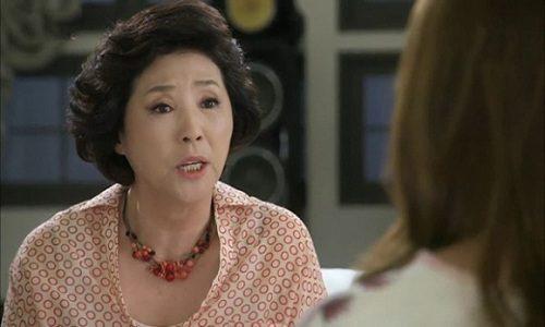 Mẹ chồng bày mưu cách ly chúng tôi cả Tết chỉ vì sợ amp;#34;yêuamp;#34; sẽ giông cả năm - 2