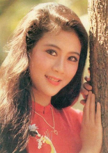 “Đệ nhất mỹ nhân đương đại” Diễm Hương giờ ra sao? - 1