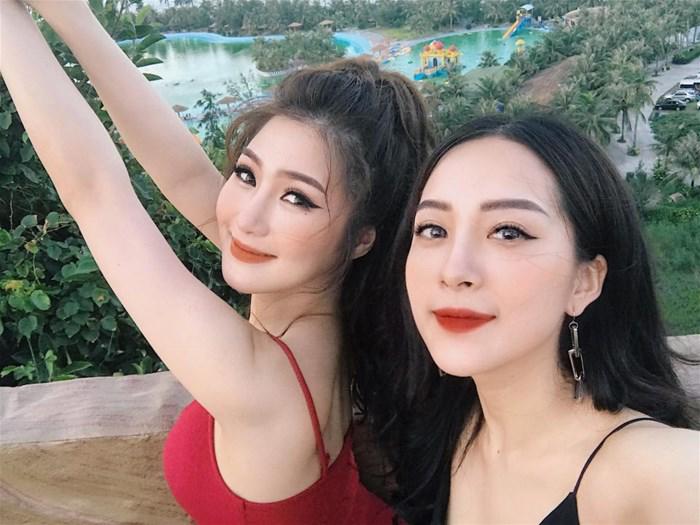 Hương Tràm khoe em gái họ mặt xinh, dáng đẹp không thua gì chị! - 4