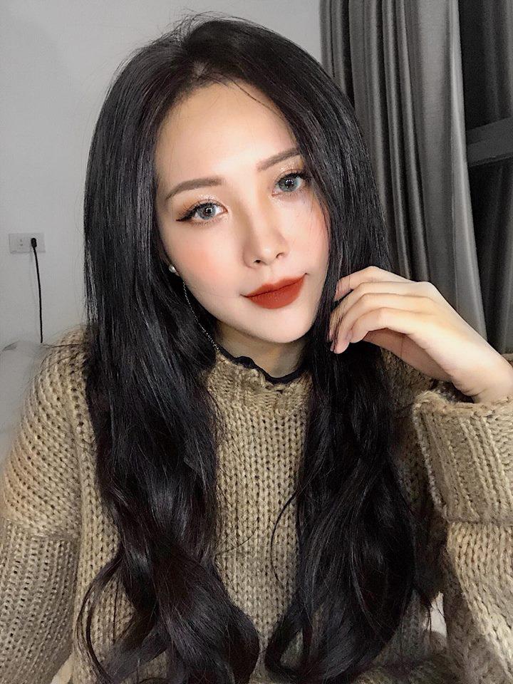 Hương Tràm khoe em gái họ mặt xinh, dáng đẹp không thua gì chị! - 6