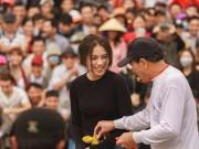 Clip Eva - Nữ đô vật 16 tuổi xinh như mộng ở hội làng làm cả cộng đồng mạng "xuyến xao"