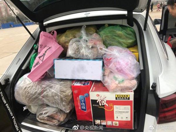 Trở về thành phố sau Tết, dân mạng Việt hớn hở khoe amp;#34;núi thực phẩmamp;#34; được bố mẹ gửi theo - 7