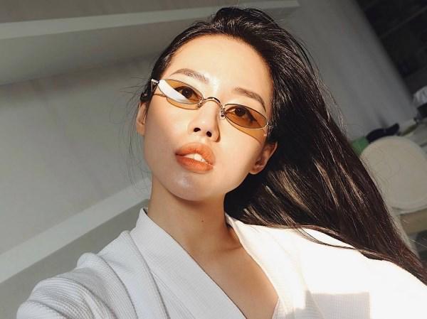 Những mẫu kính mát siêu kinh điển khiến sao Việt đua nhau diện những ngày đầu năm - 3
