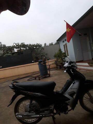 Ngày Thần Tài, ông chủ cây xăng vất vả tìm chủ xe máy amp;#34;bị lạcamp;#34; - 1