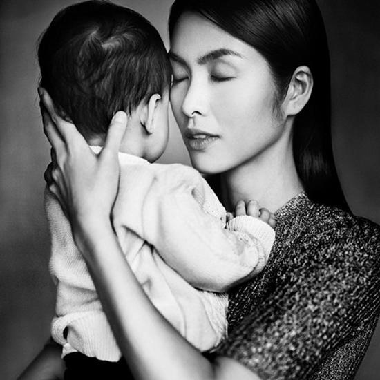 Hình ảnh mới nhất của con trai Tăng Thanh Hà trong chuyến nghỉ dưỡng cùng bố mẹ - 9