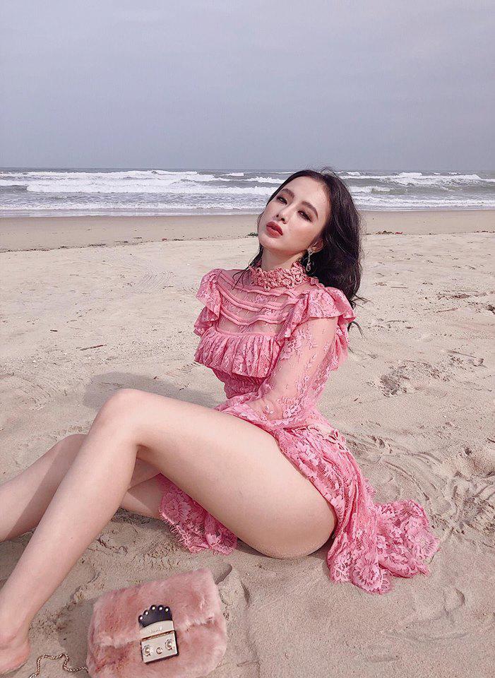 Angela Phương Trinh lại đăng ảnh vòng 3 đốt mắt, khoe thần thái đỉnh cao! - 5