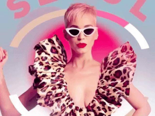 Làng mốt lại xôn xao khi Katy Perry tiếp tục ủng hộ NTK Công Trí