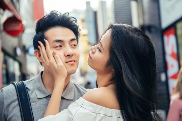 Ông Cao Thắng - Đông Nhi hạnh phúc kỷ niệm 9 năm yêu nhau trên đất Mỹ - 5