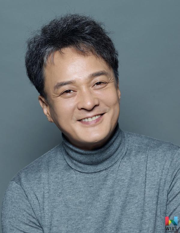 Ngôi sao 24/7: 14 năm làm amp;#34;cô vợ tàng hìnhamp;#34;, Trần Nhược Nghi mới được Lâm Chí Dĩnh ra mắt - 7