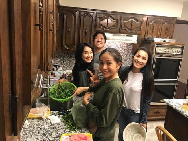 Trường Giang và Nhã Phương mặc áo đôi, bí mật hẹn hò tại Mỹ - 4