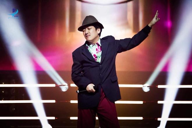 Trường Giang và Nhã Phương mặc áo đôi, bí mật hẹn hò tại Mỹ - 3