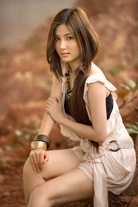 Gần 10 năm kể từ bước chân vào showbiz, Diễm My 9x đã amp;#34;lột xácamp;#34; ngoạn mục đến bất ngờ! - 6