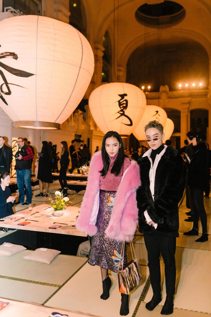 Mẫu ngoại cỡ khuấy đảo sàn diễn của Hamp;M tại Paris Fashion Week 2018 - 8