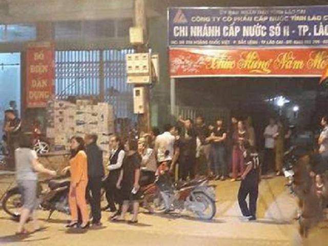 Bác sĩ phó khoa Sản tử vong cạnh người chồng nguy kịch, hơi thở nồng nặc mùi thuốc diệt cỏ