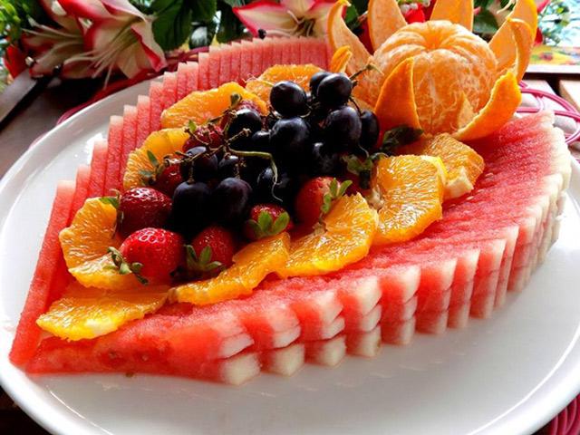 Mẹ 5 con gợi ý cách bày 20 đĩa hoa quả độc đáo khiến nghìn chị em muốn làm theo