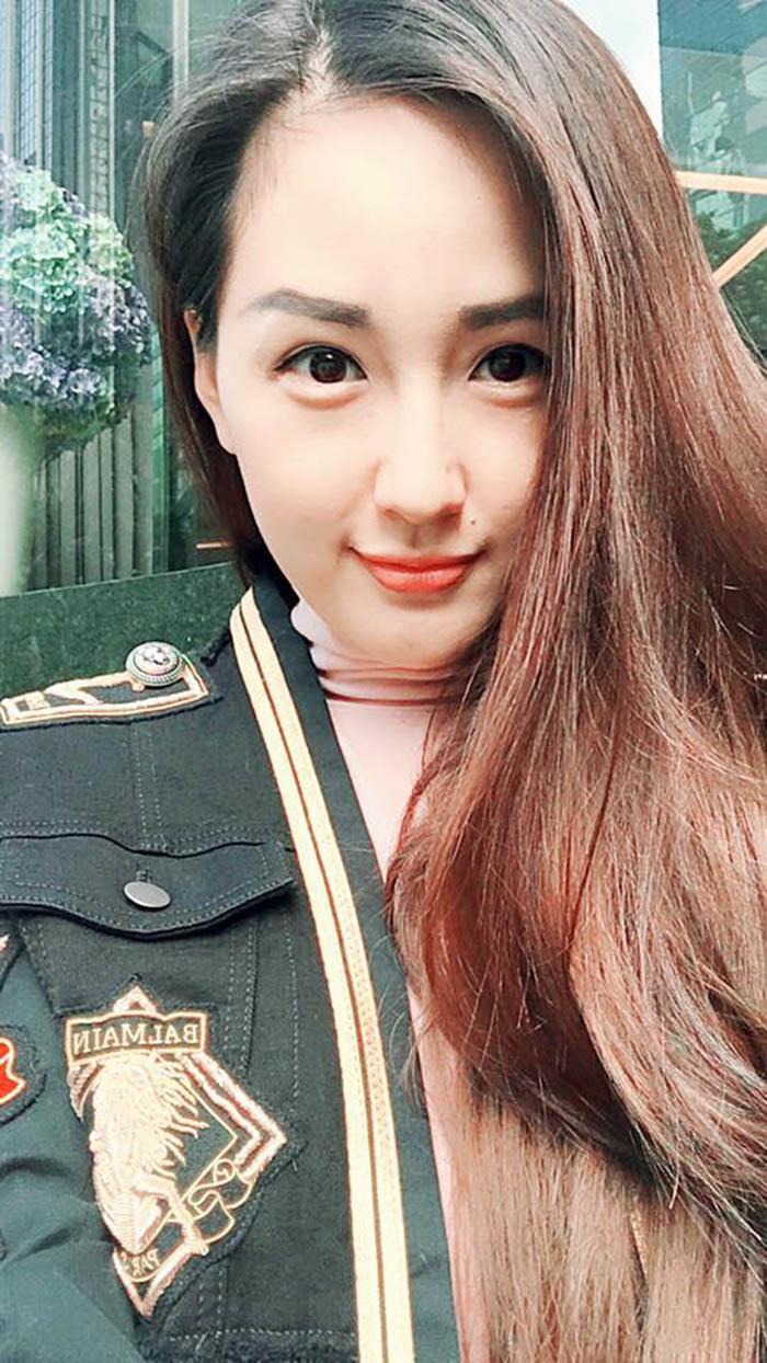 Mai Thu Huyền 39 tuổi vẫn như thiếu nữ, Mai Phương Thúy amp;#34;lạ hoắcamp;#34;  vì lông mày cứng đơ! - 6