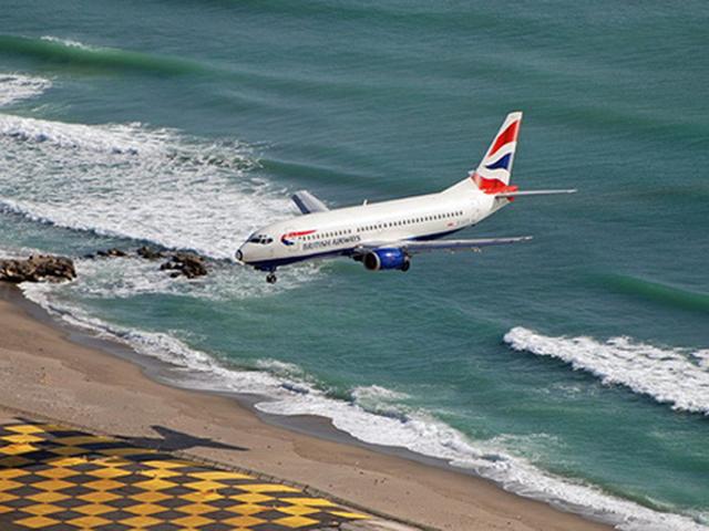 Lạ lùng chuyến bay ngắn nhất thế giới, chỉ vỏn vẹn 90 giây đã hạ cánh