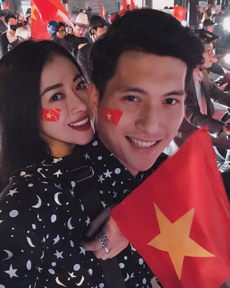 Chị em phát hờn với cô nàng được trai đẹp cầu hôn lãng mạn như phim - 5