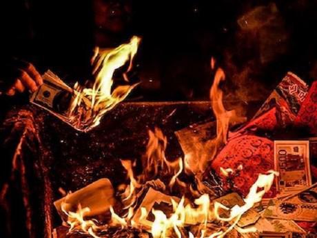 Việt Nam đang chi 16 tỷ đồng vào đốt vàng mã, gấp 8 lần tiền sách truyện cho trẻ em