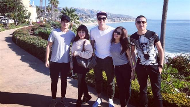 Độc quyền: Mẹ Hoàng Thuỳ Linh lặng lẽ lau nước mắt khi nghe những lời tâm sự của con gái - 7