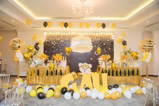 Người mẫu Trang Nhung lần đầu để lộ mặt con trai thứ 2 - 6