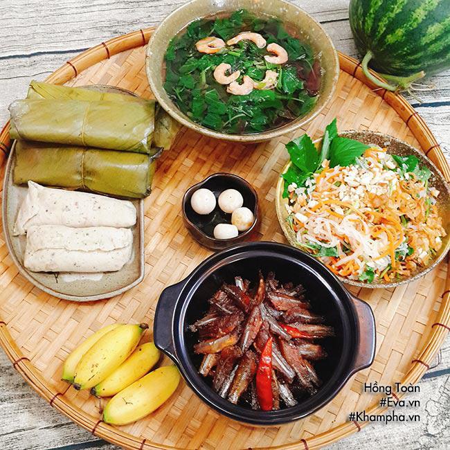 Canh rau dền tôm khô ngọt mát, cá kho đậm đà cả nhà đều thích - 1